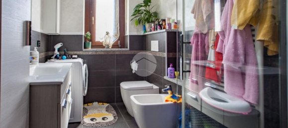 5 Schlafzimmer Haus in Val della Torre, Italy, Nr. 333120 4