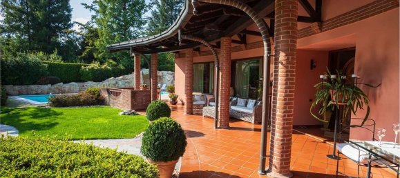 7 rooms Villa in Guanzate, Italy No. 333716 18