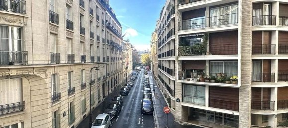 2 bedrooms Apartment in Paris, France No. 188204 6