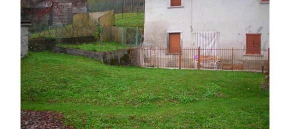 3 bedrooms House in San Giovanni Bianco, Italy No. 252632 6