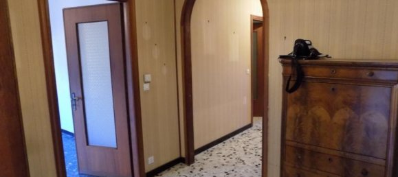 5 rooms Apartment in Imperia, Italy No. 224859 7