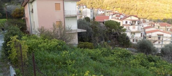 5 rooms Apartment in Imperia, Italy No. 224859 4