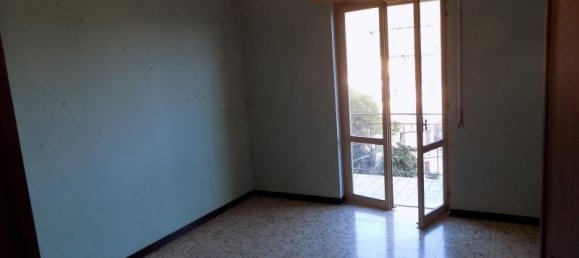5 rooms Apartment in Imperia, Italy No. 224859 11