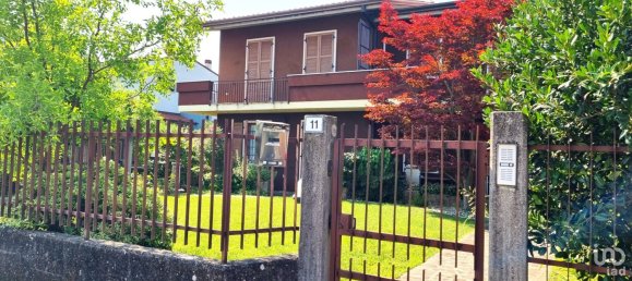 3 غرف نوم شقة في Peschiera del Garda, Italy رقم 210964 2