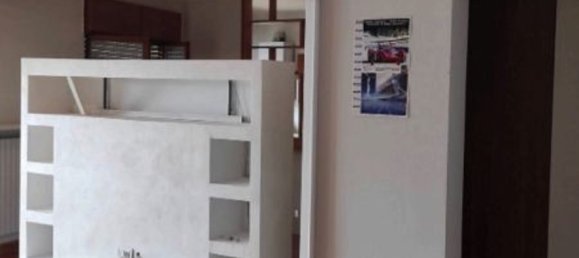 4-salle Appartement à Pignola, Italy No. 36975 8