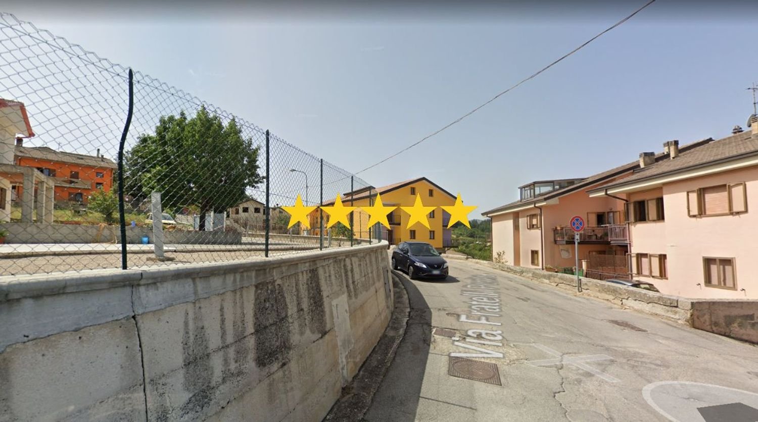 4-salle Appartement à Pignola, Italy No. 36975