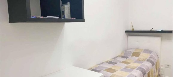 4 rooms Apartment in Modena, Italy No. 67758 8