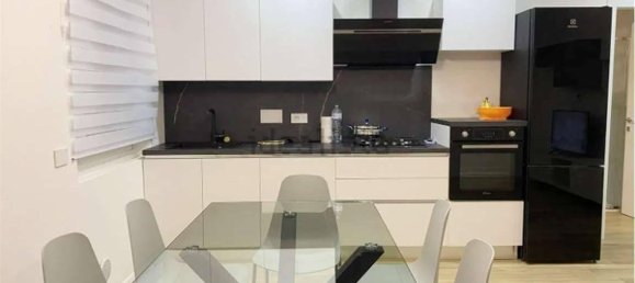4 rooms Apartment in Modena, Italy No. 67758 2
