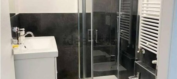 4 rooms Apartment in Modena, Italy No. 67758 7