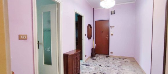 2 bedrooms Apartment in Turin, Italy No. 350021 5