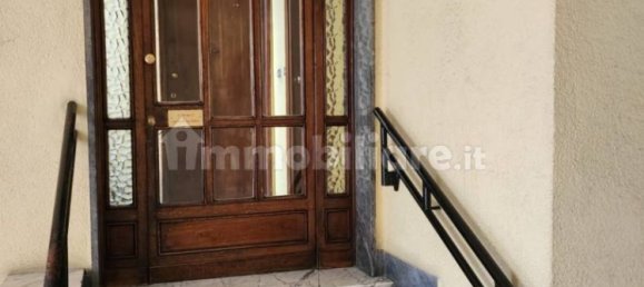 1 bedroom Apartment in Turin, Italy No. 379947 4