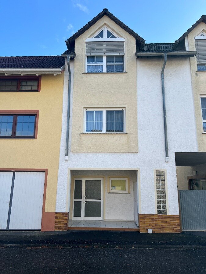 5غرفة تاون هاوس في Wetteraukreis, Germany رقم 86453