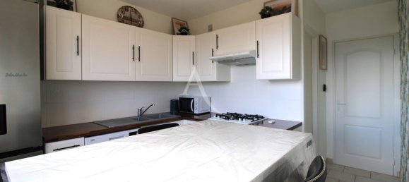 2 bedrooms Apartment in Blois, France No. 226444 2