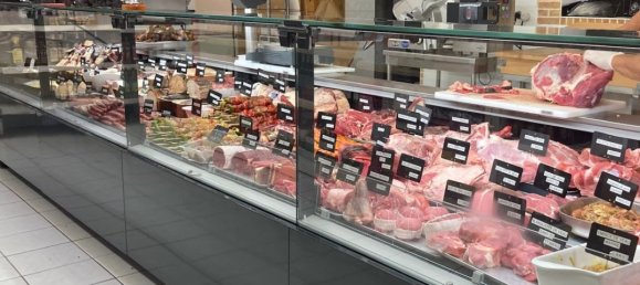 215m² Commercial property in Villedomer, France No. 249412 2