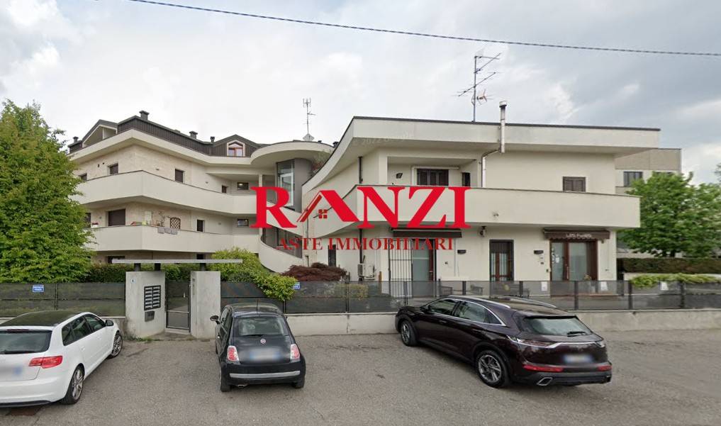3 Schlafzimmer Wohnung in Giussano, Italy, Nr. 215506