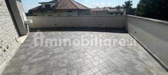 3 Schlafzimmer Wohnung in Giussano, Italy, Nr. 215506 8