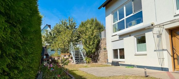 Adosado de 7 habitaciónes en Furth, Germany No. 283403 2