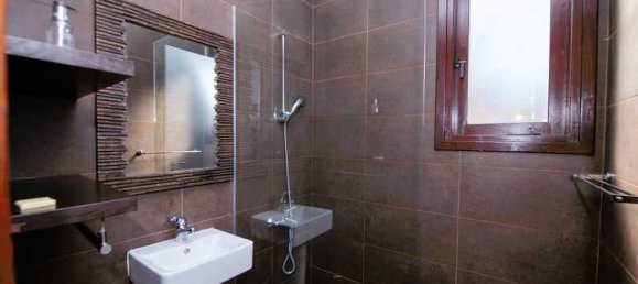 4 Schlafzimmer Villa in Paphos, Cyprus, Nr. 6612 11