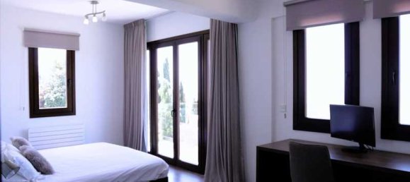 4 Schlafzimmer Villa in Paphos, Cyprus, Nr. 6612 12