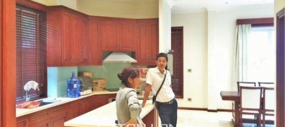 4 Schlafzimmer Villa in Long Bien, Vietnam, Nr. 3392 5