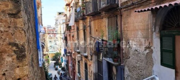 1 Schlafzimmer Wohnung in Naples, Italy, Nr. 188489 24