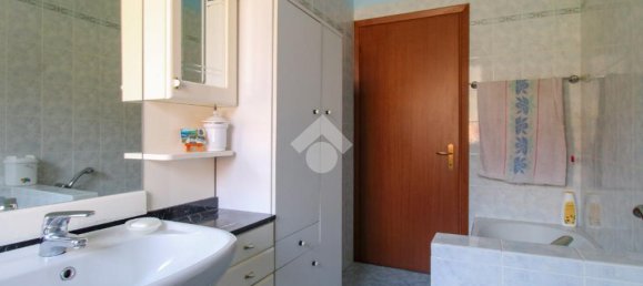 Вилла с 3 спальнями в Гардоне Ривьера, Италия № 119570 11