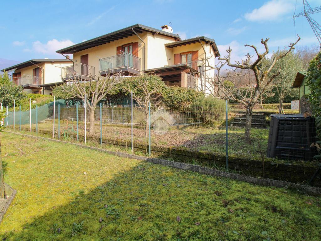 Вилла с 3 спальнями в Гардоне Ривьера, Италия № 119570