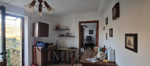 3 rooms House in Ventimiglia, Italy No. 153779 4