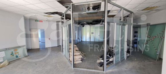 5 rooms Building in Catanzaro, Italy No. 53029 7