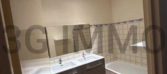 3 bedrooms House in Avignon, France No. 202464 4