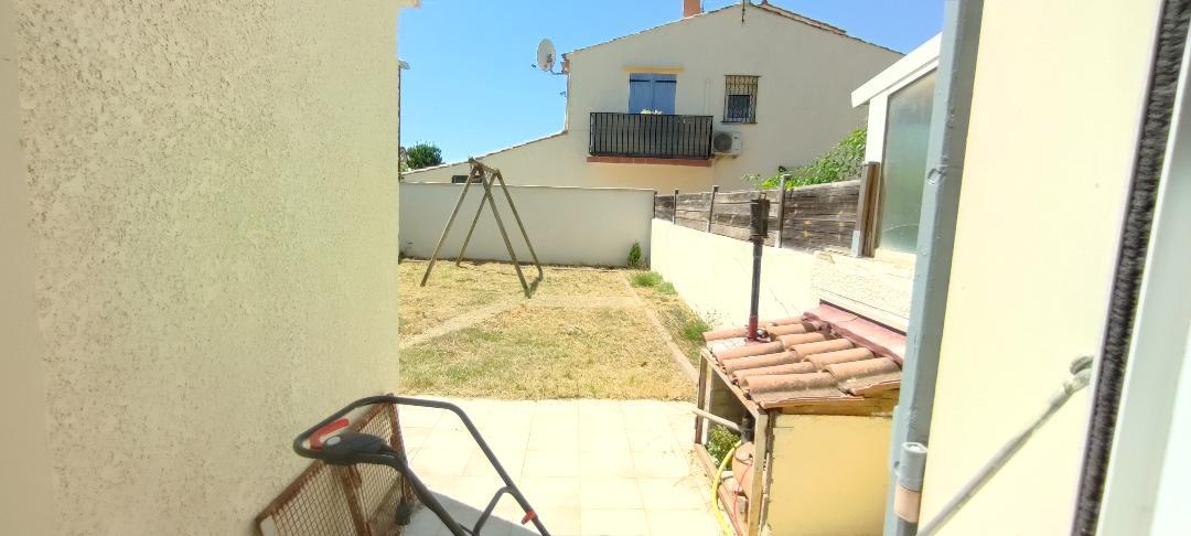 3 bedrooms House in Avignon, France No. 202464