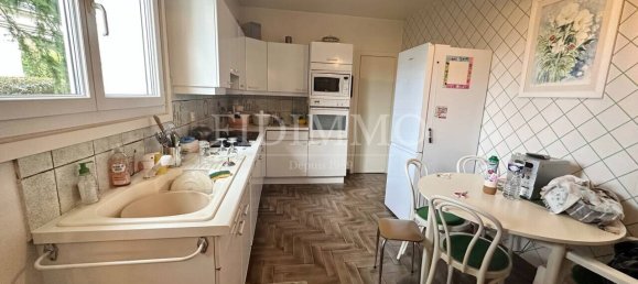 3 Schlafzimmer Haus in Ormesson-sur-Marne, France, Nr. 188334 6