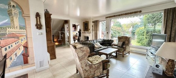 3 Schlafzimmer Haus in Ormesson-sur-Marne, France, Nr. 188334 4