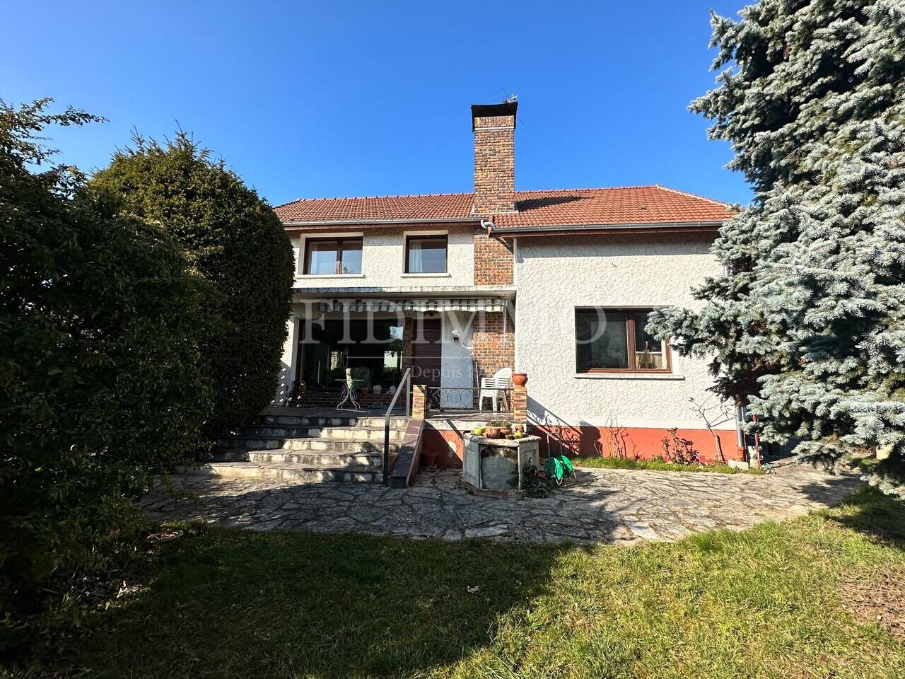 3 Schlafzimmer Haus in Ormesson-sur-Marne, France, Nr. 188334