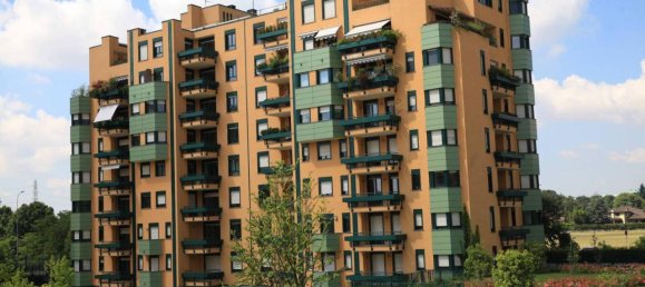 6غرفة شقة في Segrate, Italy رقم 25491 41