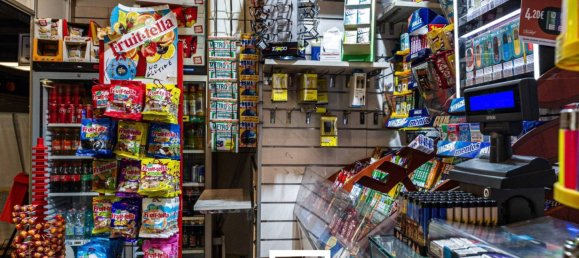 1 room Commercial property in Rome, Italy No. 277623 9