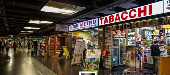 1 room Commercial property in Rome, Italy No. 277623 4