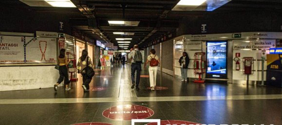 1 room Commercial property in Rome, Italy No. 277623 8