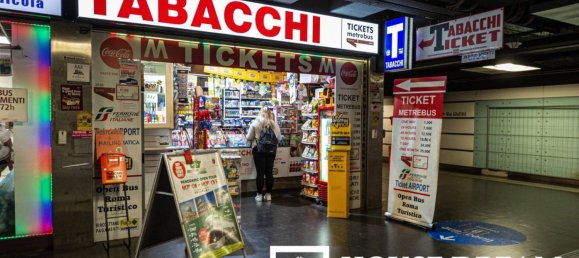 1 room Commercial property in Rome, Italy No. 277623 6