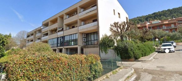 4 bedrooms Apartment in Perugia, Italy No. 358135 6