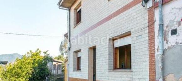 4 bedrooms House in Langreo, Spain No. 173673 3