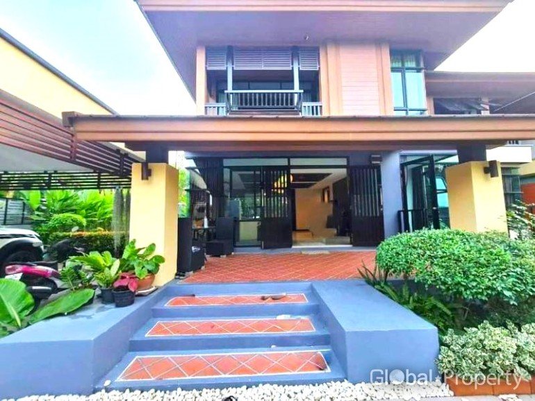 3 bedrooms Cafe / restaurant in Pattaya, Thailand No. 11666