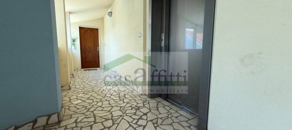 3 bedrooms Apartment in Chieti, Italy No. 272318 32