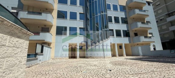 3 bedrooms Apartment in Chieti, Italy No. 272318 36