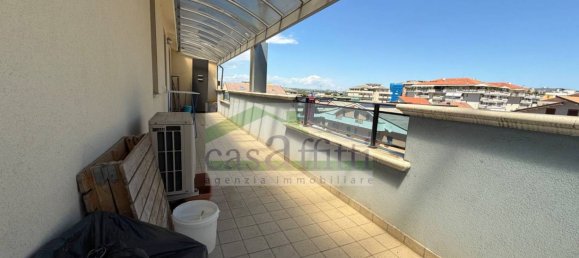 3 bedrooms Apartment in Chieti, Italy No. 272318 8