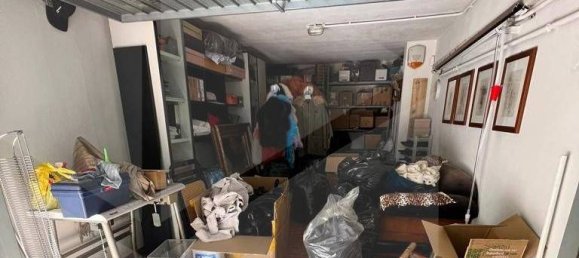 1-Zimmer Garage in Milan, Italy, Nr. 241185 2