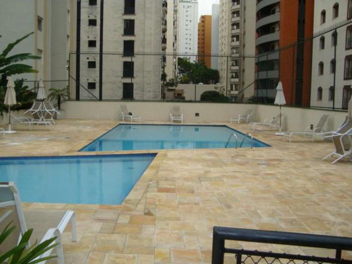 4 bedrooms Apartment in Sao Paulo, Brazil No. 594506
