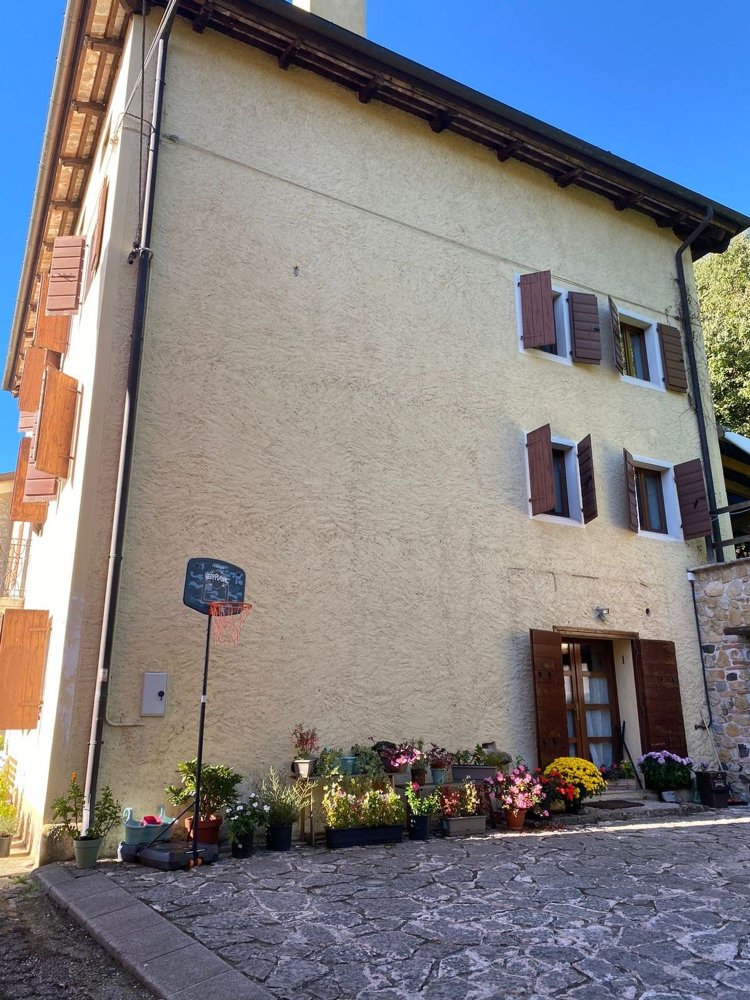 Casa de 7 divisões em Colceresa, Italy N.º 251497