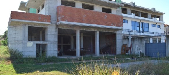 Недвижимость 1050м² в Халкидики, Центральная Македония, Македония и Фракия, Греция № 6046 10