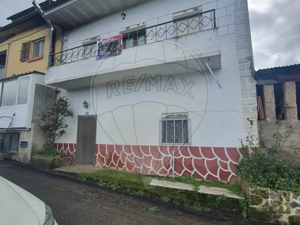 3 bedrooms House in Figueira de Castelo Rodrigo, Portugal No. 18249